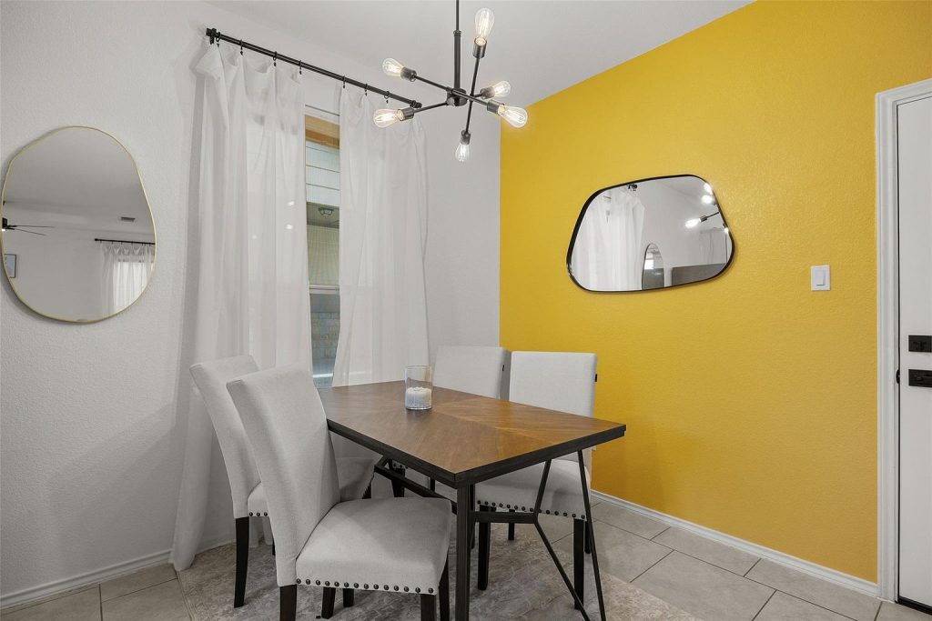 2601 Chandler Creek Boulevard Unit 11