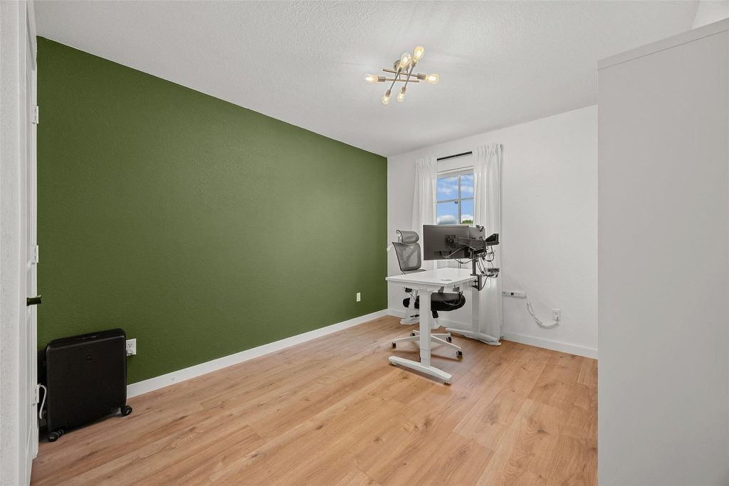 2601 Chandler Creek Boulevard Unit 11