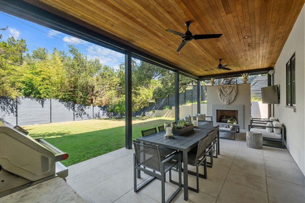 3621 Peregrine Falcon Drive
