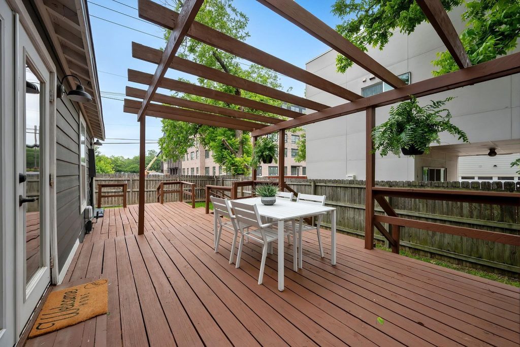 5517 Avenue G #A