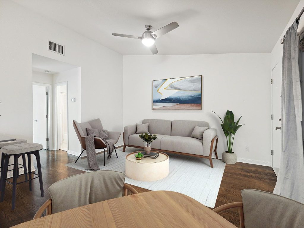 1503 W 9th Street APT 204