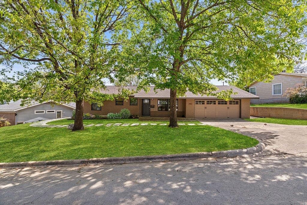 2503 Rockingham Drive