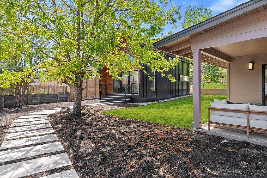 2503 Rockingham Drive