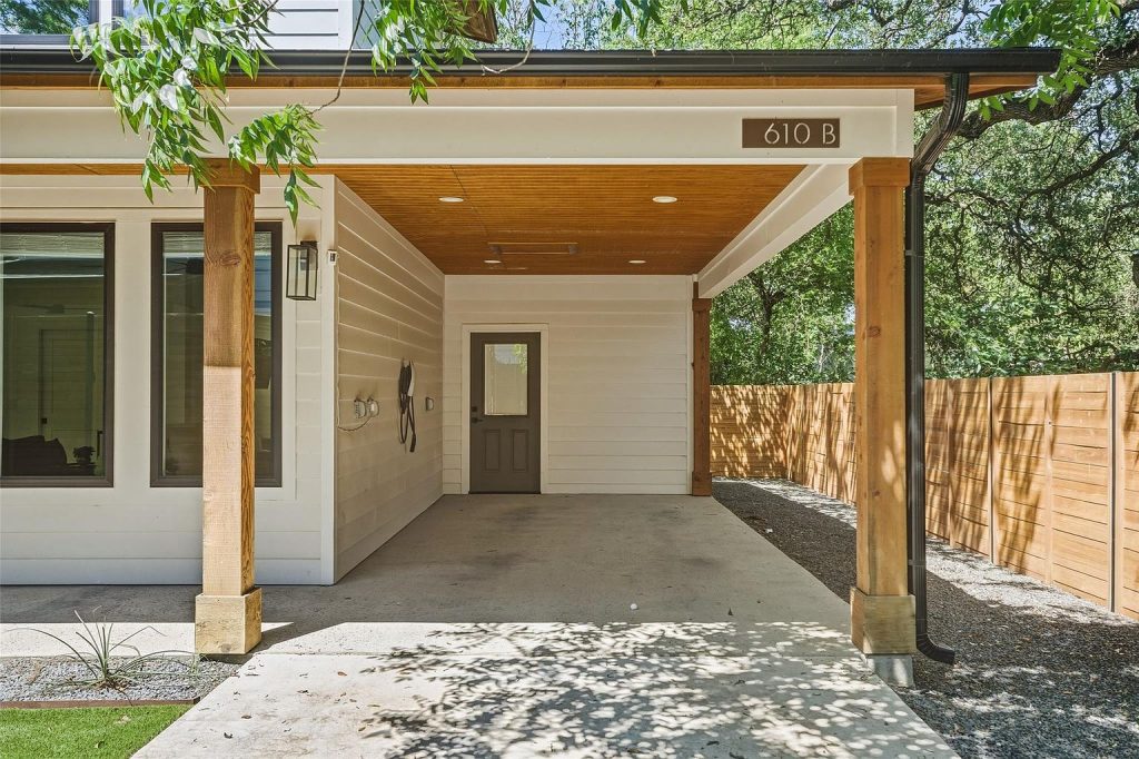 610 Clifford Drive #B