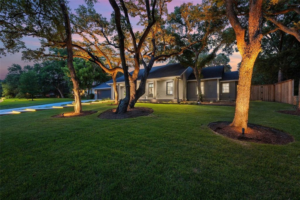 4703 Highland Terrace