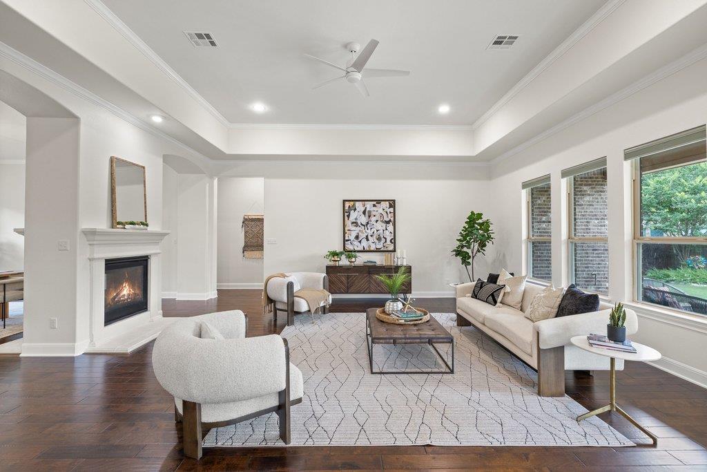 2120 Peoria Drive