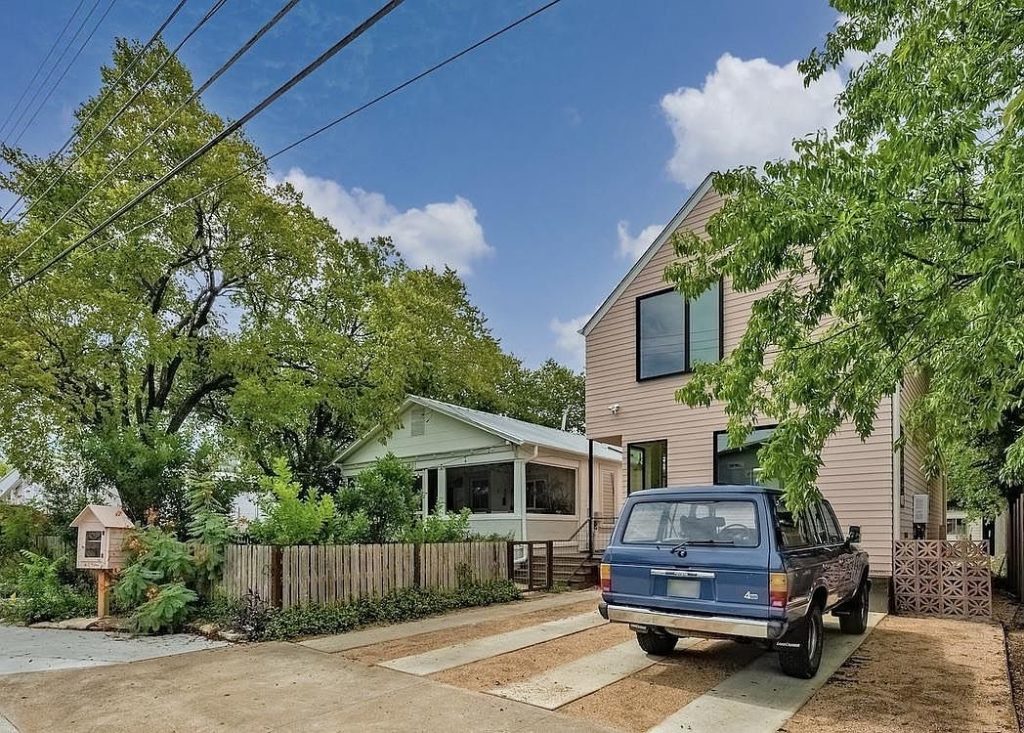 901 Brentwood Street