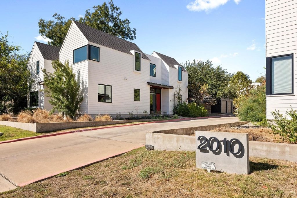 2010 Goodrich Avenue #2B