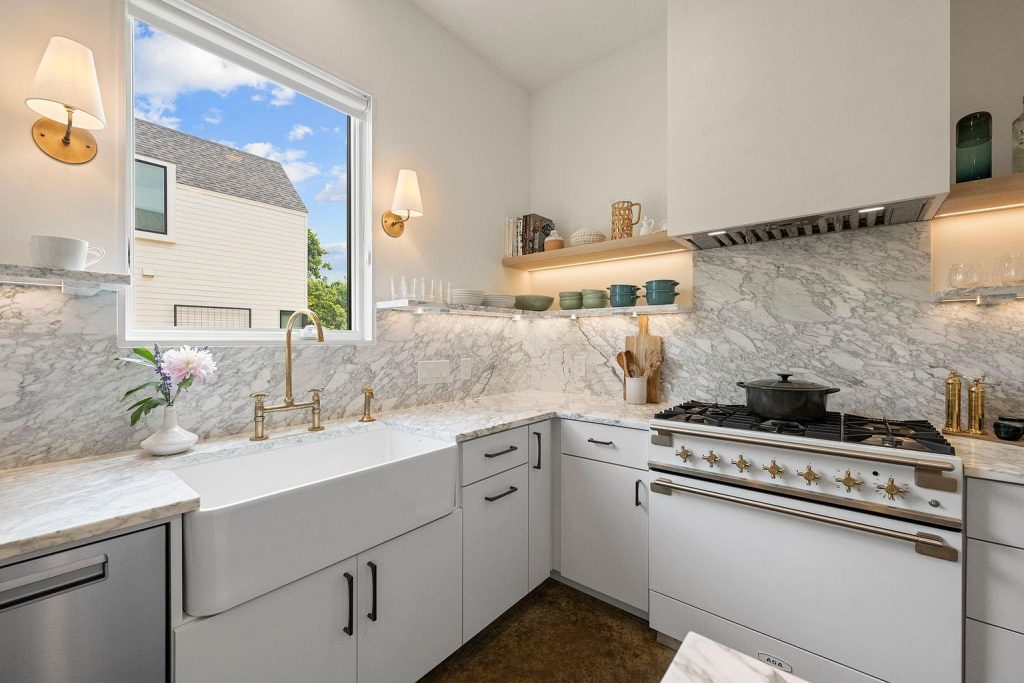 2010 Goodrich Avenue #2B