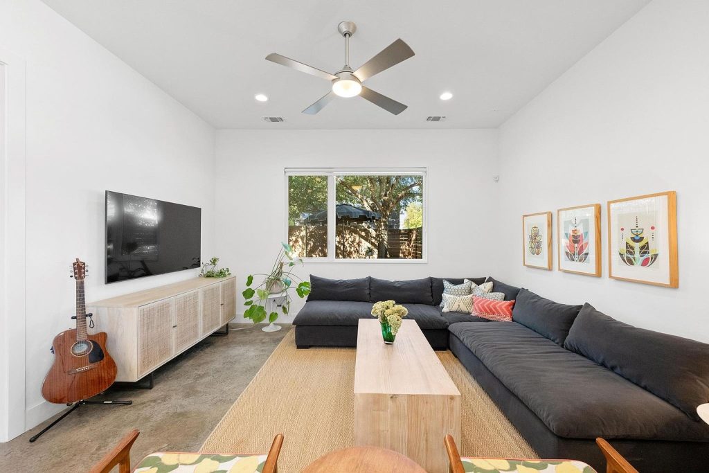 2010 Goodrich Avenue #2B