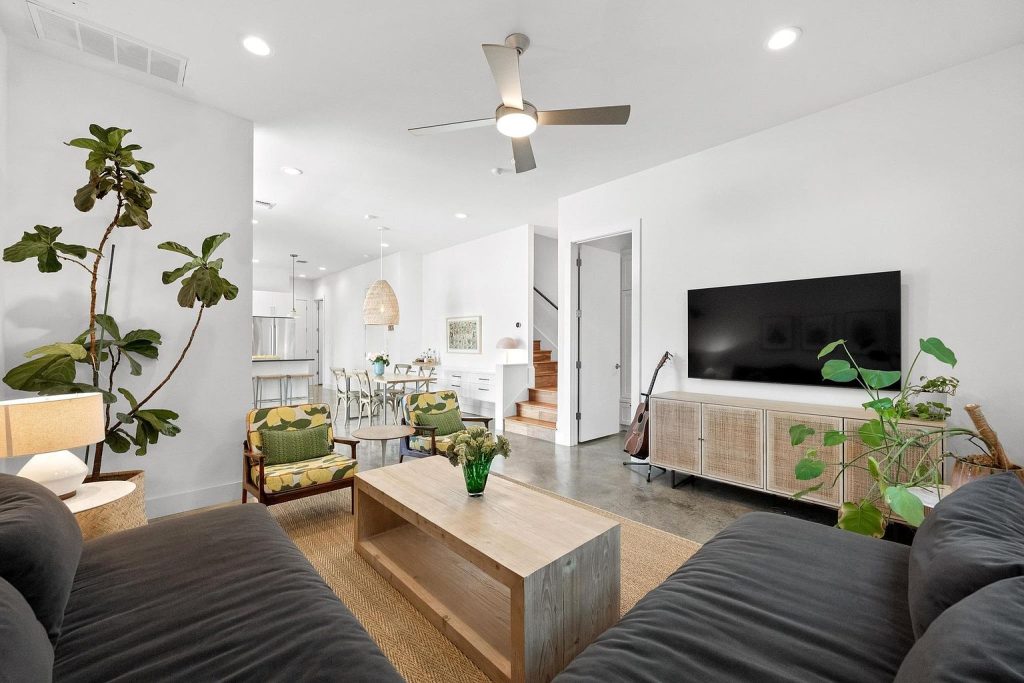 2010 Goodrich Avenue #2B