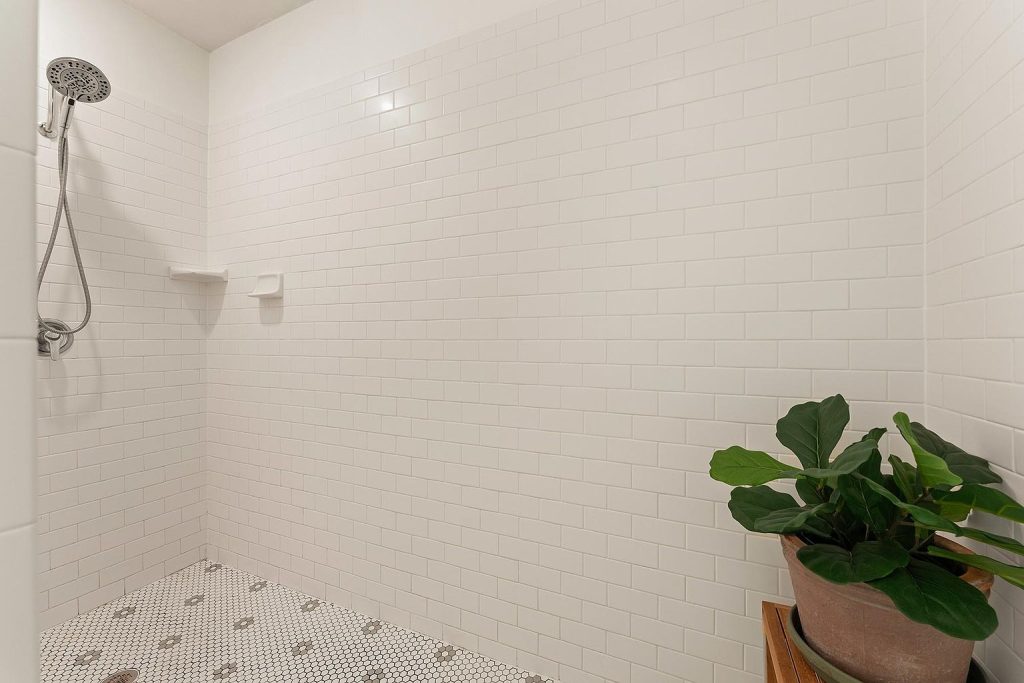 1204 W 22nd 1/2 Street