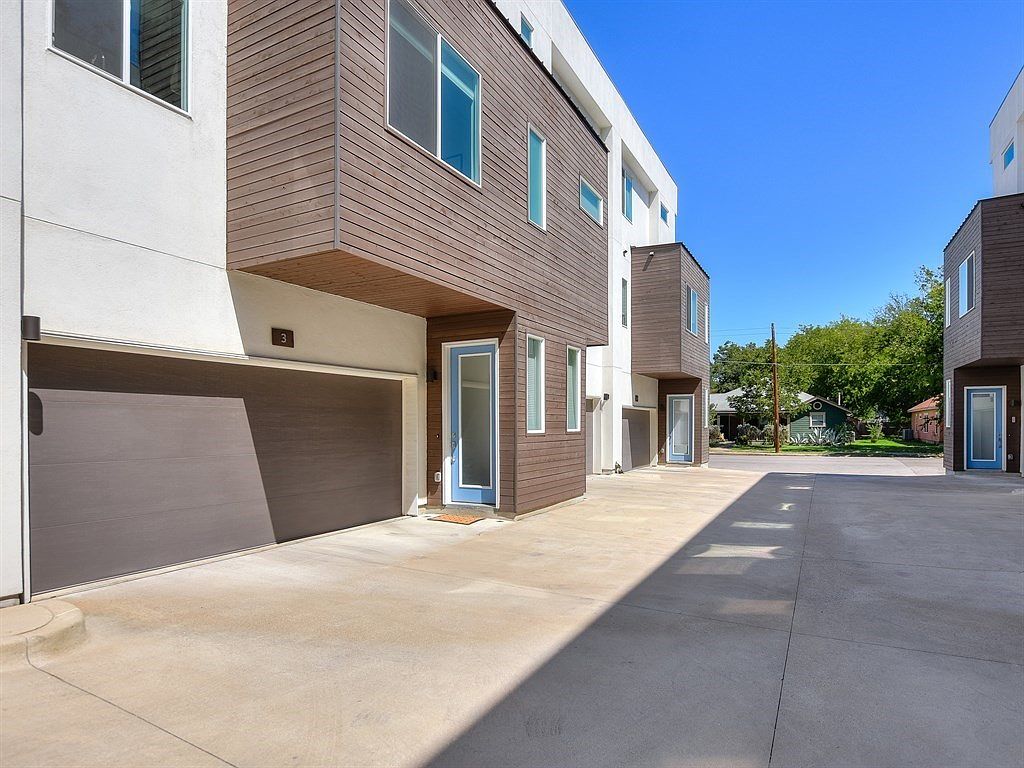 1801 E 2nd Street Unit 9