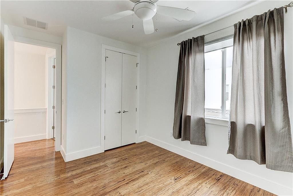 1801 E 2nd Street Unit 9