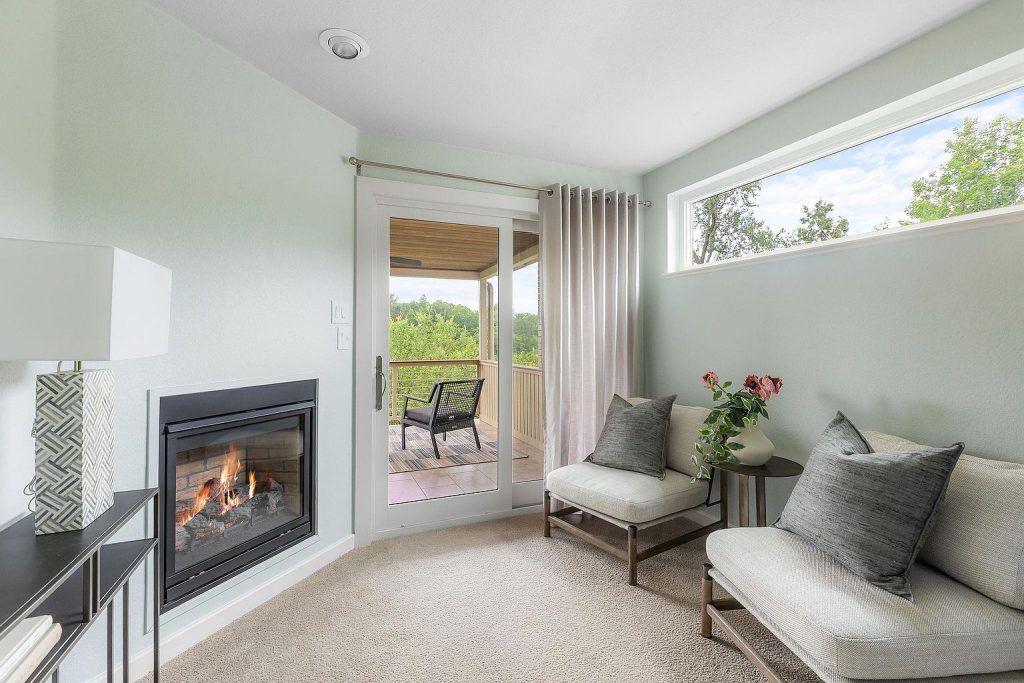 2615 Deerfoot Trail