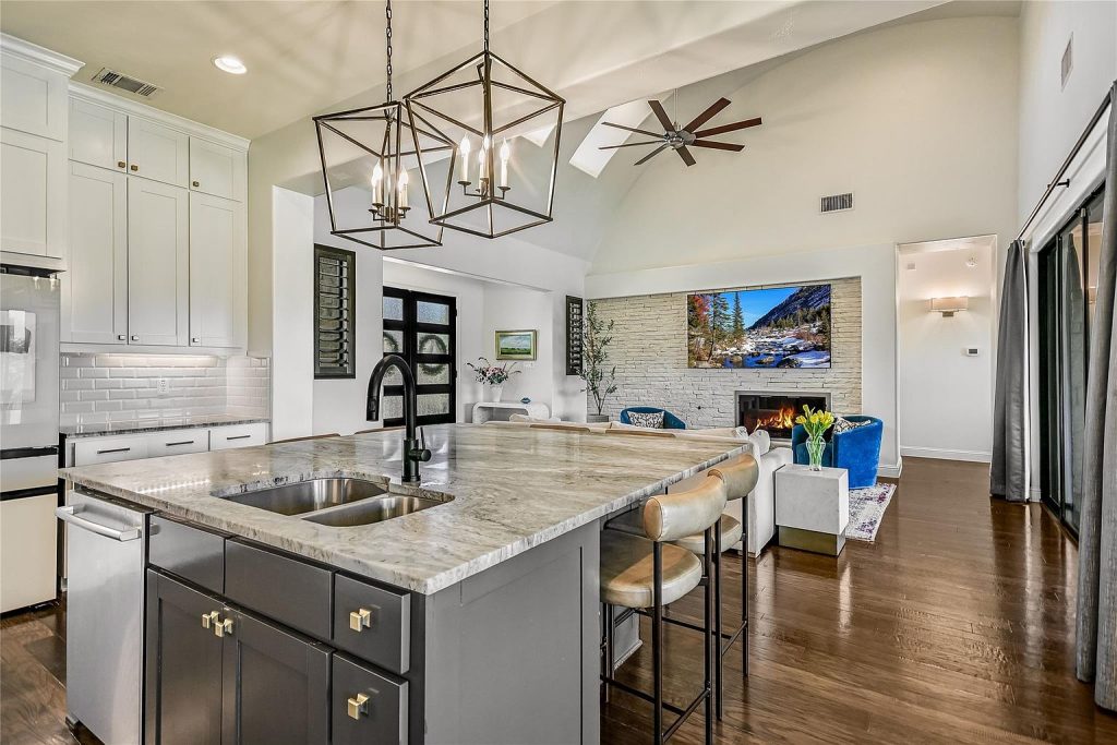 810 Crestone Stream Drive