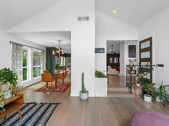 1214 Quailfield Circle