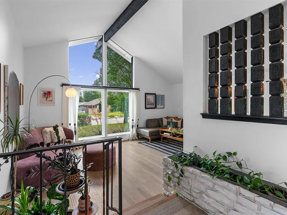 1214 Quailfield Circle