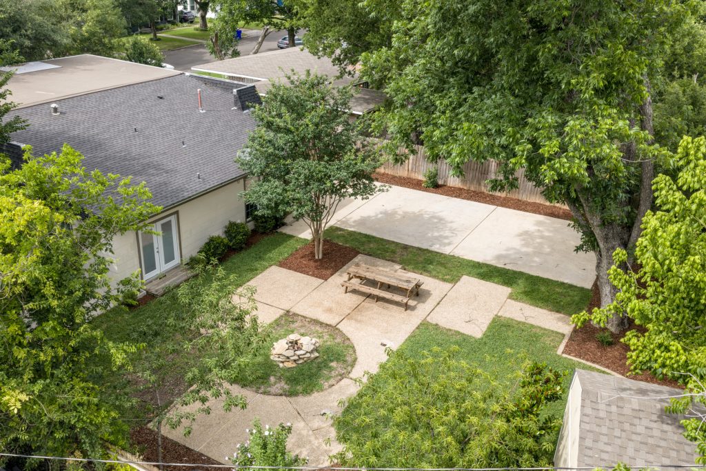 3116 Alexander Ave