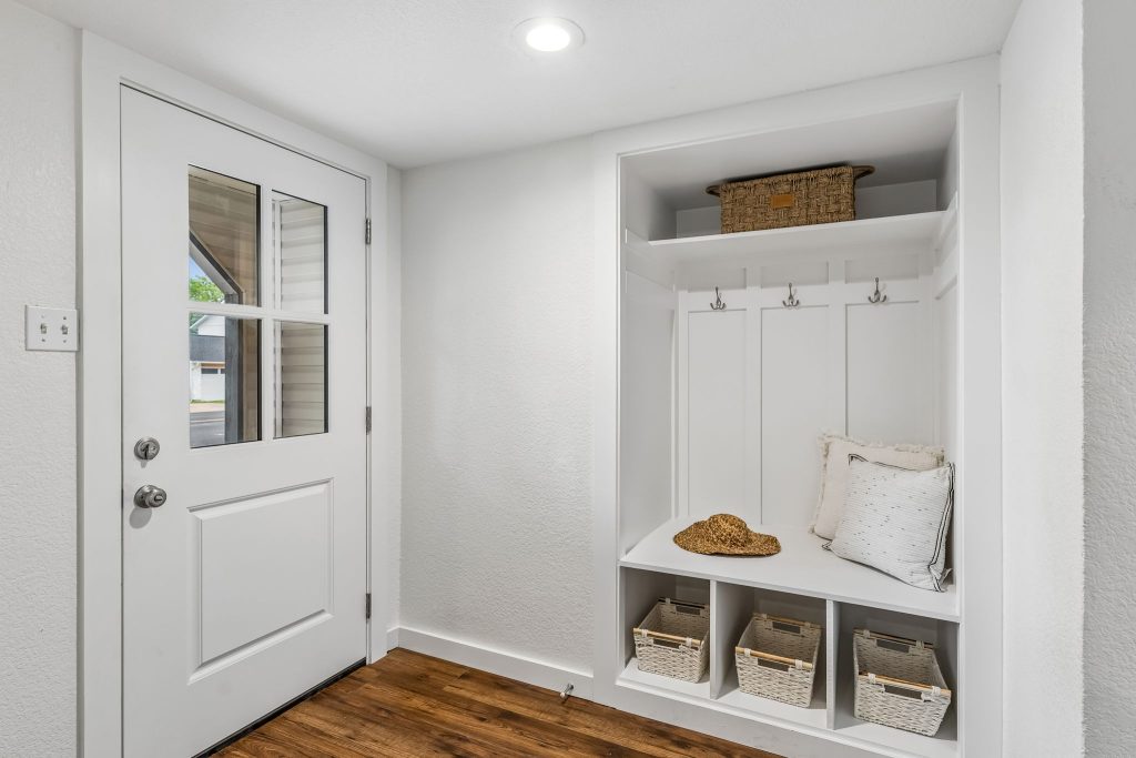 3609 Alexandria Drive