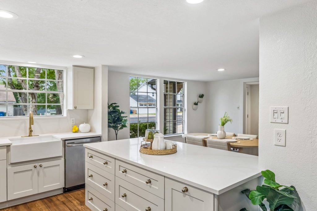 3609 Alexandria Drive