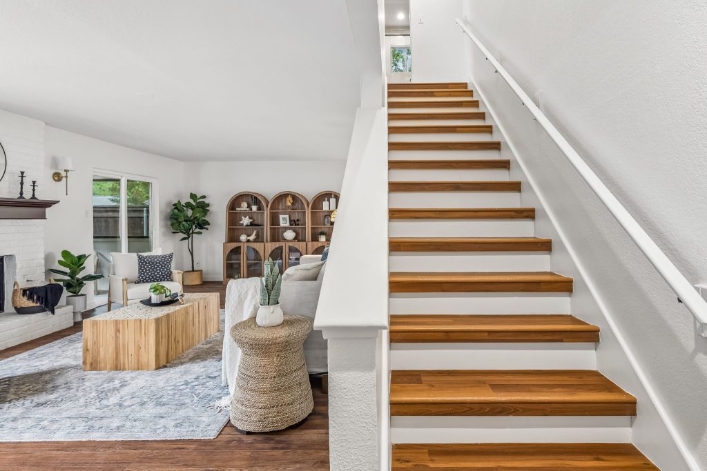 3609 Alexandria Drive