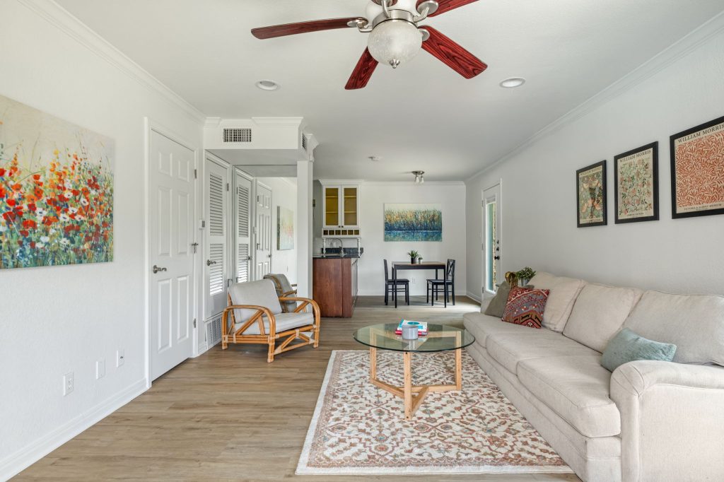900 S Lamar Unit 201