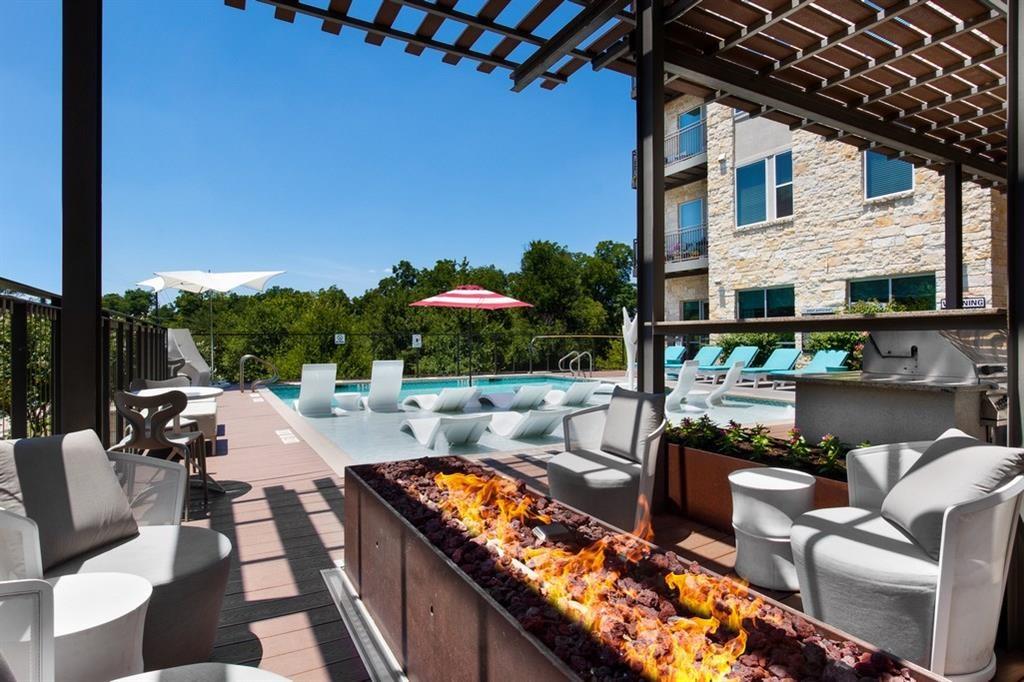 1900 Barton Springs Rd, Unit 4017