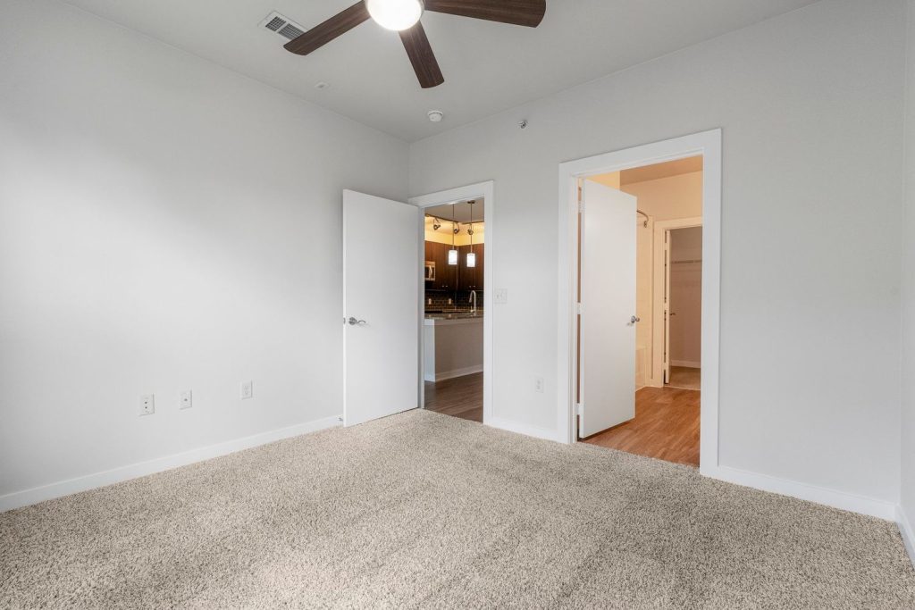1900 Barton Springs Rd, Unit 4017