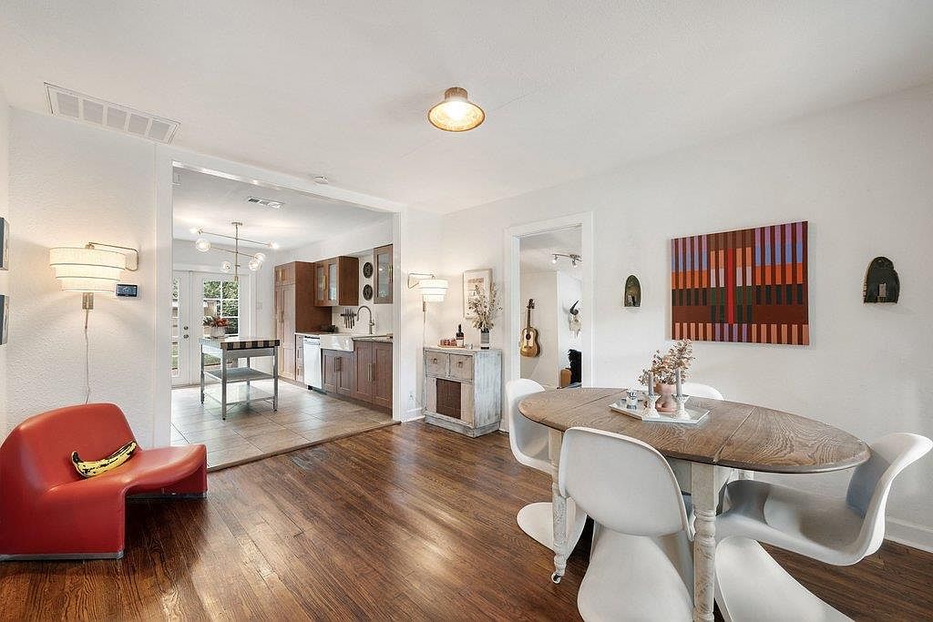 403 W 55th St